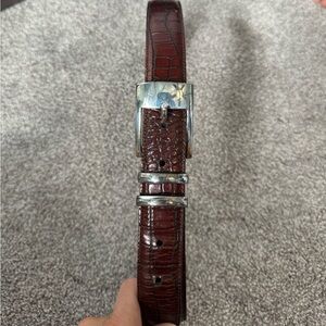 Trafalgar Mock Alligator Embossed Italian Leather Belt - size 32 - tan